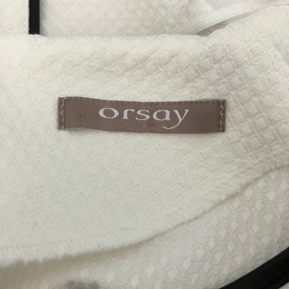 NWOT - White top with black vegan leather piping. - Picture 4 of 7